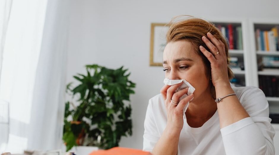 How Allergies and Sinus Issues Affect Oral Health