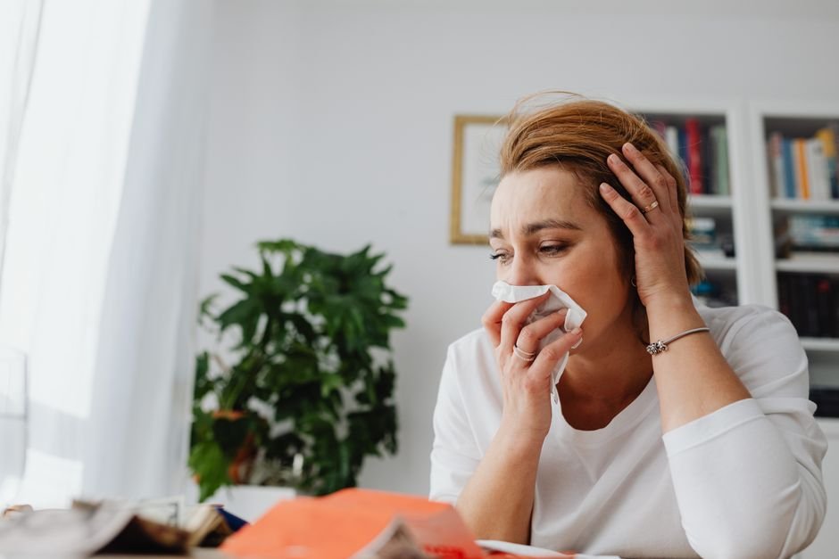 How Allergies and Sinus Issues Affect Oral Health