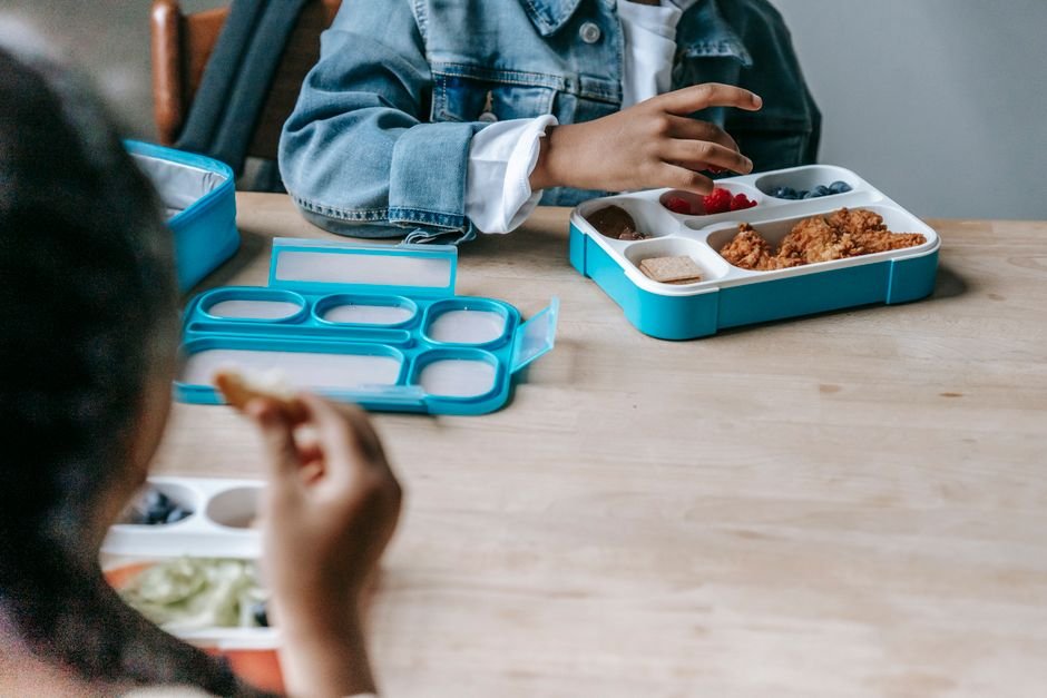 How Packed Lunches Affect Children's Dental Health
