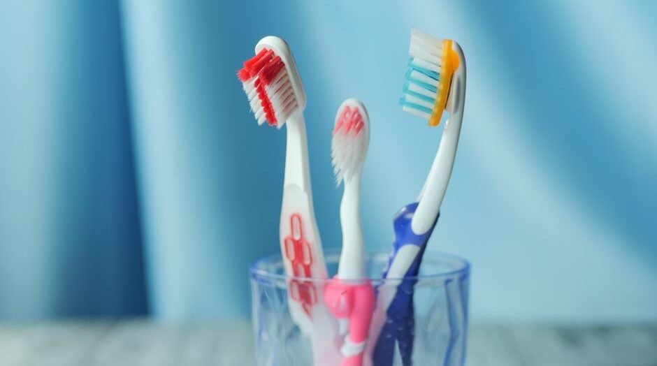 How to Choose a Toothbrush for Your Child