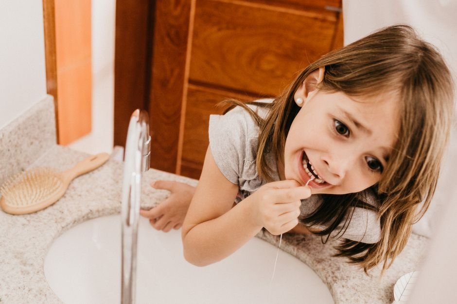 When Children Should Start Flossing